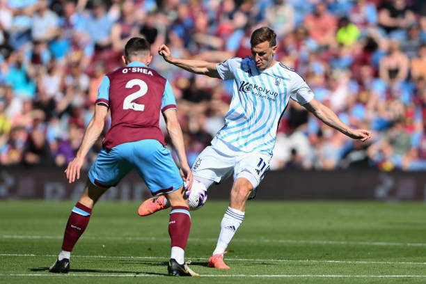 电讯报：阿里并没有考虑退役，他正在寻找新东家.